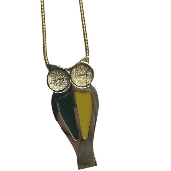 Vintage Gold tone with Green And Yellow enamel Owl Pendant Necklace boho 70s - Picture 2 of 8